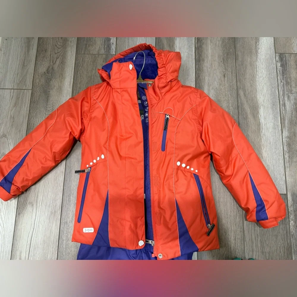 Child’s snow bib suit SZ 6 - Picture 3 of 11